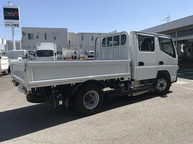 三菱 キャンター 2RG-FGA20(4WD)の写真6