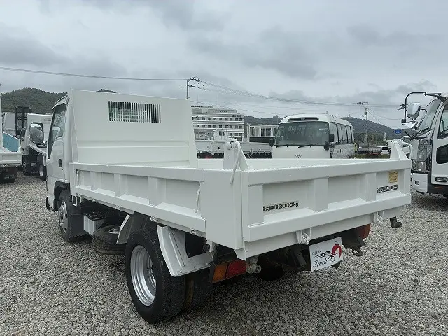 いすゞ エルフ PB-NKR81AD(2WD)の写真13