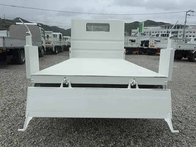 いすゞ エルフ PB-NKR81AD(2WD)の写真36