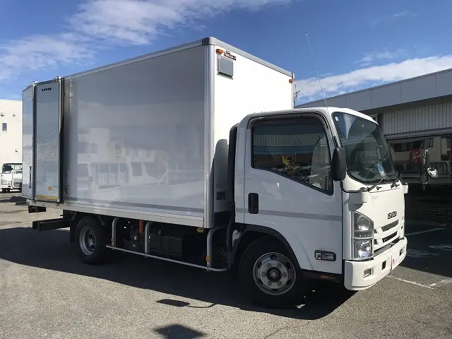 いすゞ エルフ 2RG-NPR88YN(2WD)の写真10