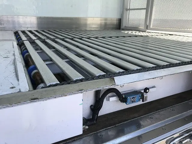 いすゞ エルフ 2RG-NPR88YN(2WD)の写真25