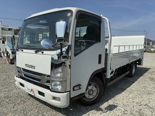 いすゞ エルフ TPG-NPR85AR(2WD)の写真1