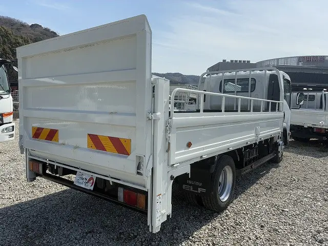 いすゞ エルフ TPG-NPR85AR(2WD)の写真27