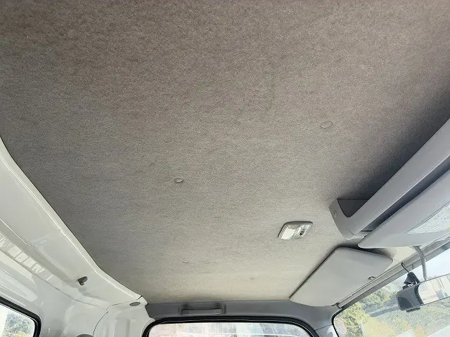 いすゞ エルフ TPG-NPR85AR(2WD)の写真32