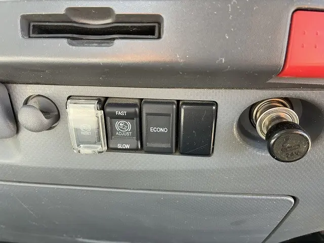 いすゞ エルフ TPG-NPR85AR(2WD)の写真35