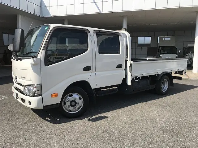 トヨタ ダイナ 2RG-XZU655(2WD)の写真1