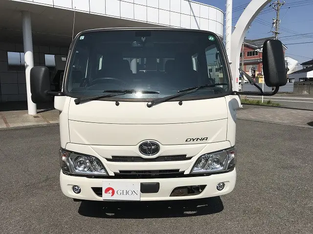 トヨタ ダイナ 2RG-XZU655(2WD)の写真2