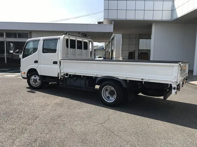 トヨタ ダイナ 2RG-XZU655(2WD)の写真4