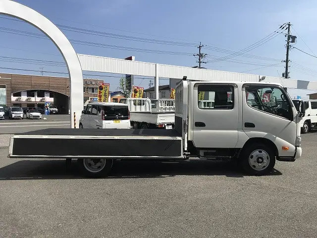 トヨタ ダイナ 2RG-XZU655(2WD)の写真15
