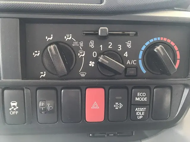 トヨタ ダイナ 2RG-XZU655(2WD)の写真28