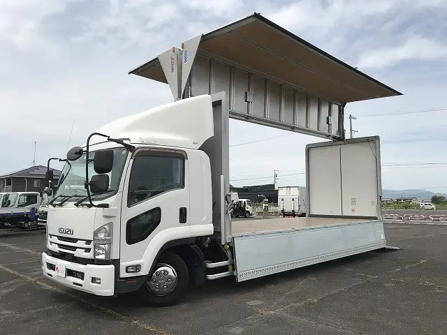 いすゞ フォワード 2RG-FRR90T2(2WD)の写真1