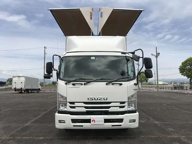 いすゞ フォワード 2RG-FRR90T2(2WD)の写真2