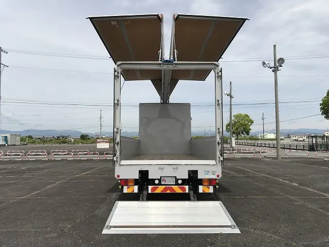 いすゞ フォワード 2RG-FRR90T2(2WD)の写真10