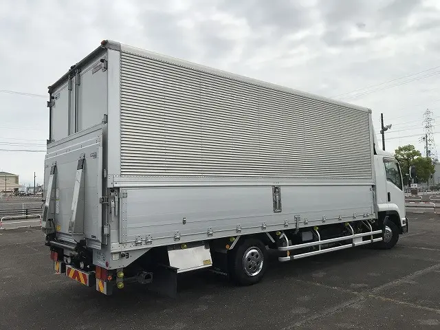 いすゞ フォワード 2RG-FRR90T2(2WD)の写真17