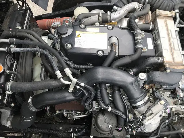 いすゞ フォワード 2RG-FRR90T2(2WD)の写真27