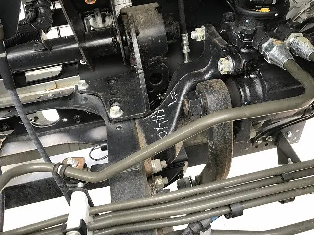 いすゞ フォワード 2RG-FRR90T2(2WD)の写真29