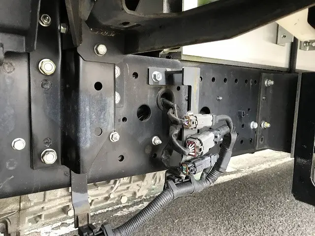 いすゞ フォワード 2RG-FRR90T2(2WD)の写真42