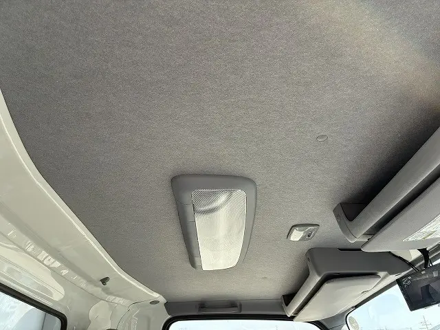 いすゞ エルフ 2RG-NPR88AN(2WD)の写真32