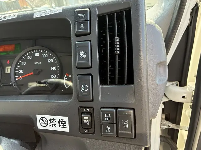 いすゞ エルフ 2RG-NPR88AN(2WD)の写真35