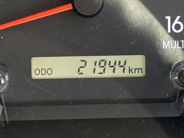 いすゞ エルフ 2RG-NPR88AN(2WD)の写真40