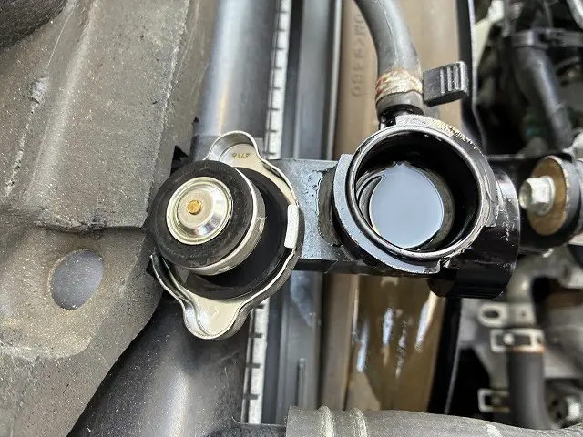 いすゞ エルフ 2RG-NPR88AN(2WD)の写真43