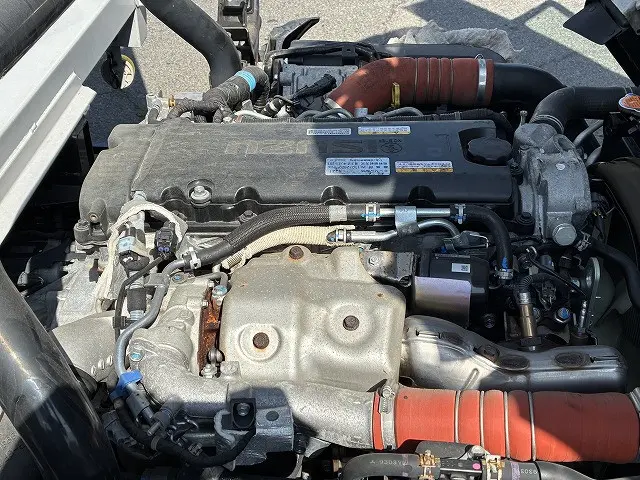 いすゞ エルフ 2RG-NPR88AN(2WD)の写真47