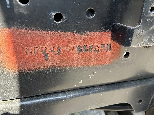 いすゞ エルフ 2RG-NPR88AN(2WD)の写真48