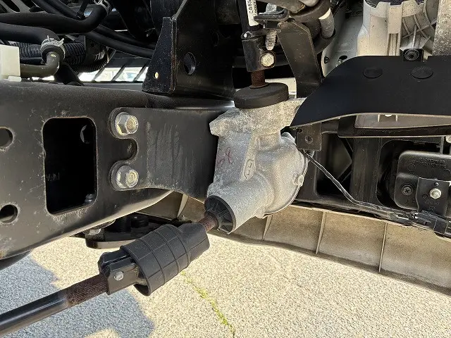 いすゞ エルフ 2RG-NPR88AN(2WD)の写真49