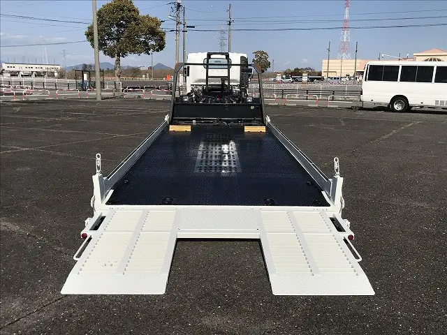 いすゞ エルフ TRG-NPR85AN(2WD)の写真5