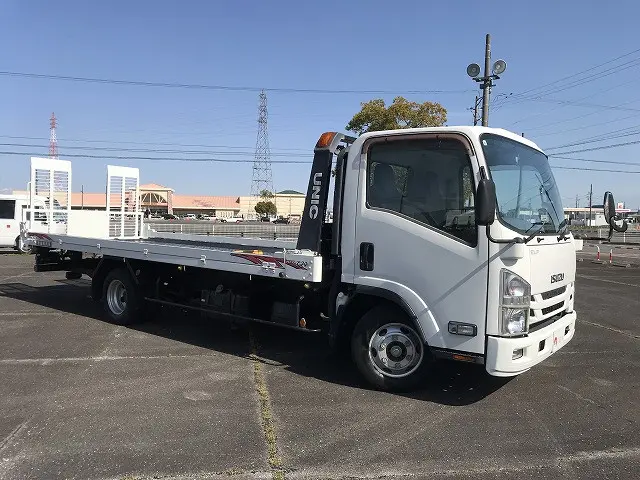 いすゞ エルフ TRG-NPR85AN(2WD)の写真10