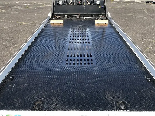 いすゞ エルフ TRG-NPR85AN(2WD)の写真16