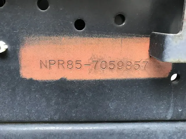 いすゞ エルフ TRG-NPR85AN(2WD)の写真22