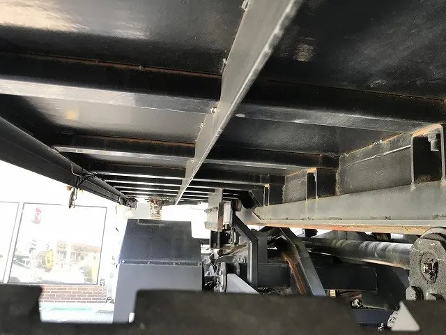 いすゞ エルフ TRG-NPR85AN(2WD)の写真42