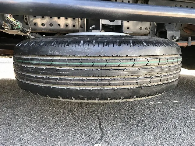 いすゞ エルフ TRG-NPR85AN(2WD)の写真45