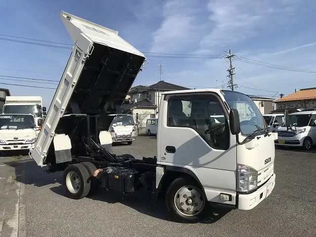 いすゞ エルフ TKG-NJR85AD(2WD)の写真3