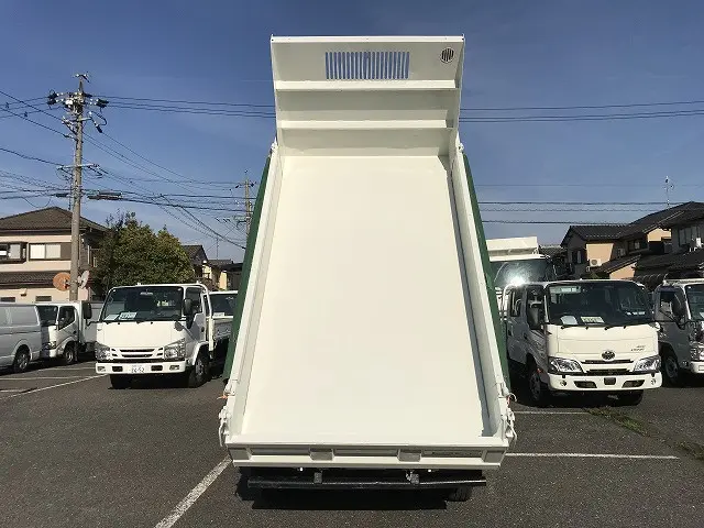 いすゞ エルフ TKG-NJR85AD(2WD)の写真5