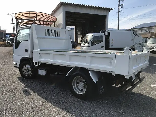 いすゞ エルフ TKG-NJR85AD(2WD)の写真12