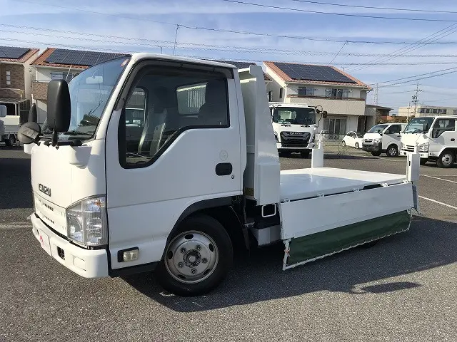いすゞ エルフ TKG-NJR85AD(2WD)の写真17
