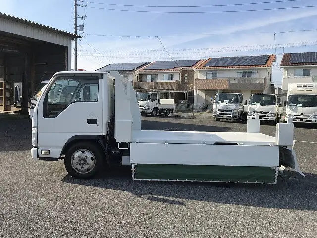 いすゞ エルフ TKG-NJR85AD(2WD)の写真22