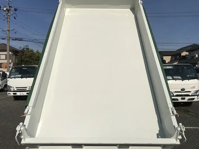 いすゞ エルフ TKG-NJR85AD(2WD)の写真26