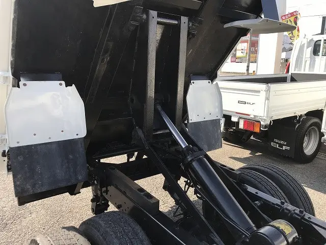 いすゞ エルフ TKG-NJR85AD(2WD)の写真36