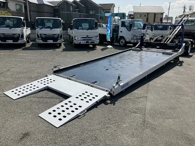 いすゞ エルフ TRG-NPR85AN(2WD)の写真13