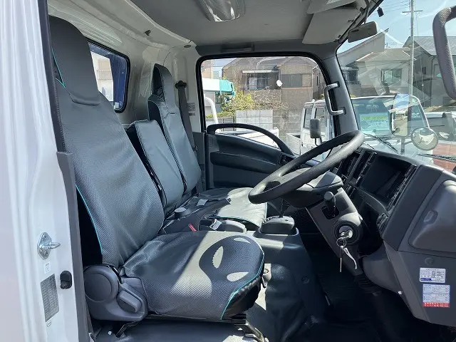 いすゞ エルフ TRG-NPR85AN(2WD)の写真30