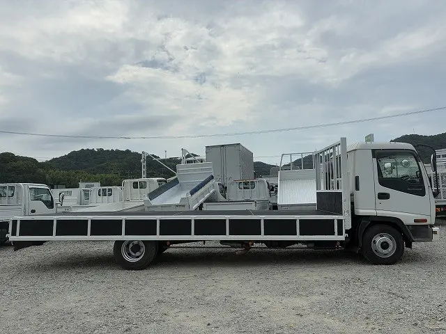 いすゞ フォワード ADG-FRR90L3S(2WD)の写真12