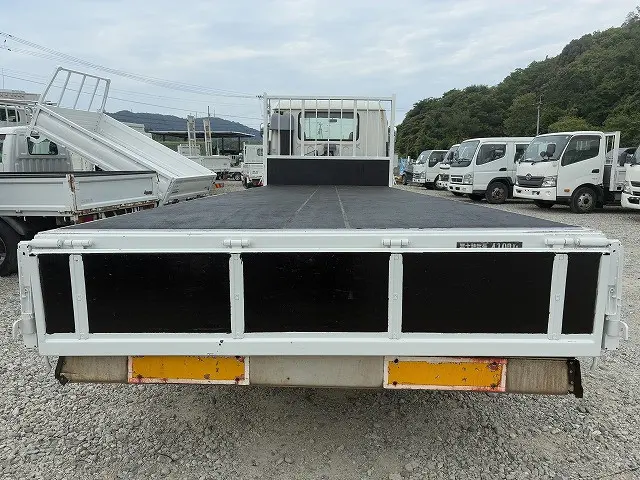 いすゞ フォワード ADG-FRR90L3S(2WD)の写真14