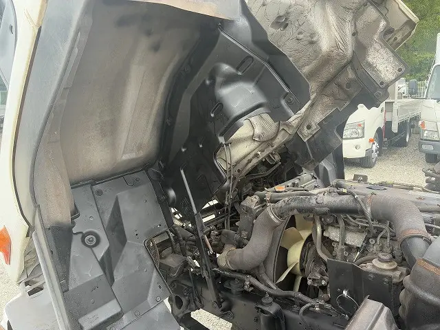 いすゞ フォワード ADG-FRR90L3S(2WD)の写真20