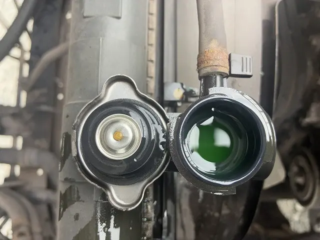 いすゞ フォワード ADG-FRR90L3S(2WD)の写真22