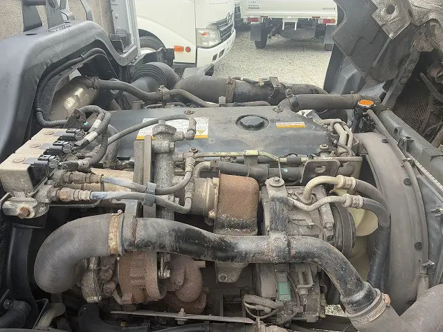 いすゞ フォワード ADG-FRR90L3S(2WD)の写真26