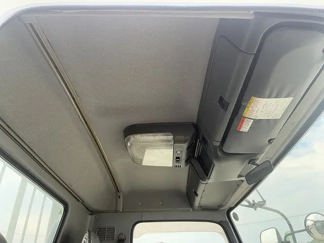 いすゞ フォワード ADG-FRR90L3S(2WD)の写真35