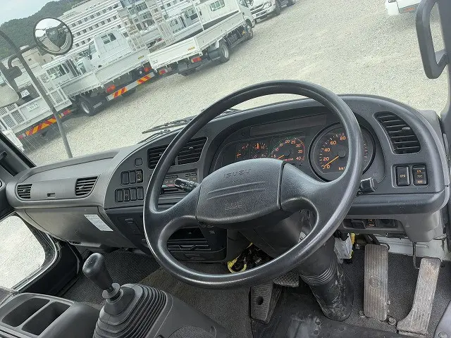 いすゞ フォワード ADG-FRR90L3S(2WD)の写真36
